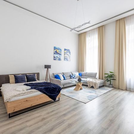 Majestic Dream Home In The Heart Of Budapest Esterno foto